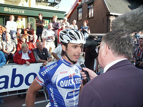 Daags na de Tour: Boxmeer<br />maandag 26 juli 2004<br />Servais voor de start in Boxmeer<br /><br />FOTO: Majeur Boxmeer