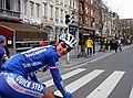 Dwars door Vlaanderen<br />24 maart 2004<br />Servais bij de start in Kortrijjk<br />Foto: Evert de Moor