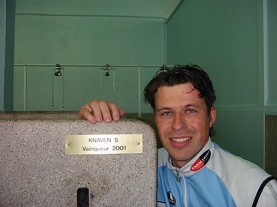 13 juni 2004<br />in de kleedkamers van de Velodrme