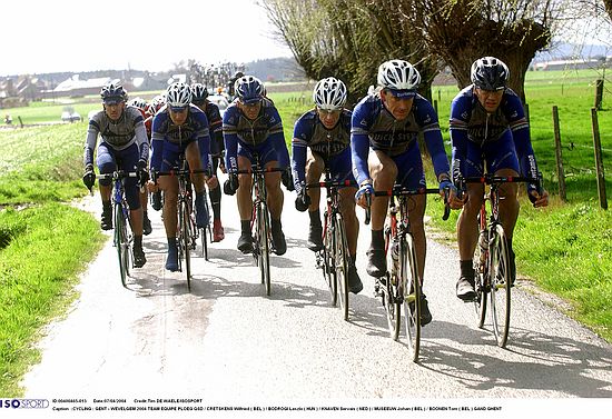 Gent - Wevelgem<br />CRETSKENS Wilfried, BODROGI Laszlo, KNAVEN Servais, MUSEEUW Johan, BOONEN Tom<br />Foto: Tim de Waele  - ISO SPORT