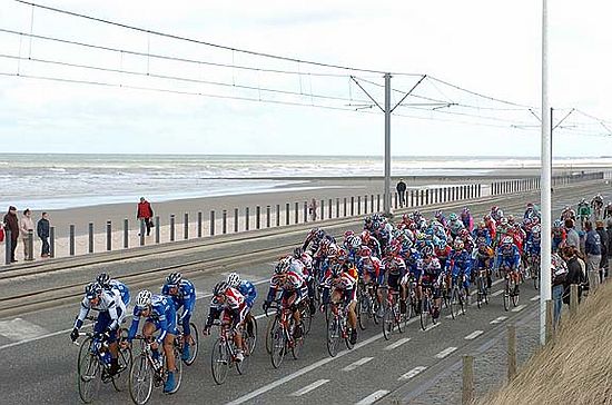 Gent - Wevelgem<br />7 april 2004<br /><br />Foto: Graham Watson