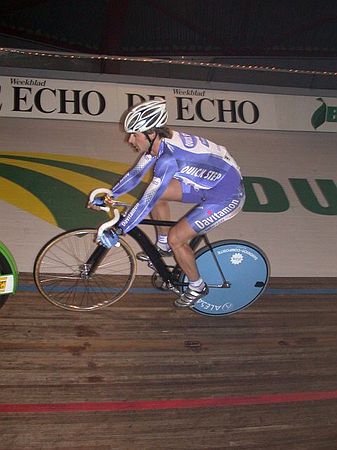 Derny Kerstprijs <br />22 december 2004<br />Velodrome Amsterdam<br /><br />Foto: Marcel Koch