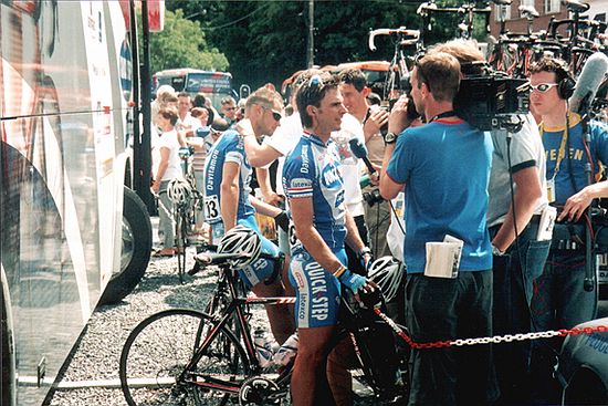 Tour de France - 6 juli 2004<br />3e etappe: Waterloo - Wasquehal<br /><br />FOTO: MARCEL OPDENOORDT