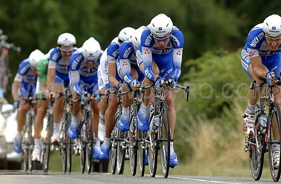 Tour de France<br />dinsdag 5 juli 2005<br />4e etappe: Ploegentijdrit<br /><br />Foto: Cor Vos