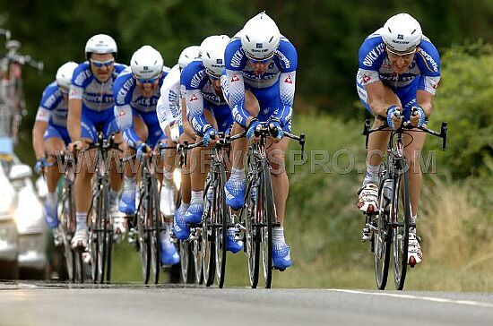 Tour de France<br />dinsdag 5 juli 2005<br />4e etappe: Ploegentijdrit<br /><br />Foto: Cor Vos