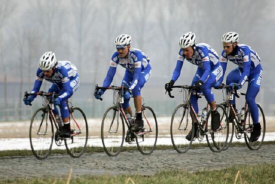 Omloop Het Volk<br />26 februari 2005<br /><br />Foto: florian & susanne schaaf<br />http://www.cyclingpictures.de