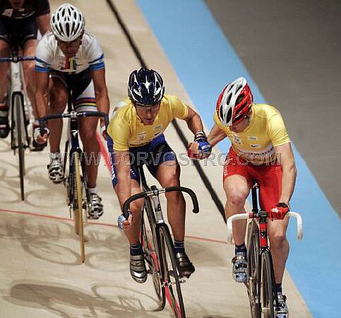 Zesdaagse van Rotterdam<br />Donderdag 6 januari 2005 <br />Andreas Beikirch en Servais Knaven<br /><br />FOTO: COR VOS 2005