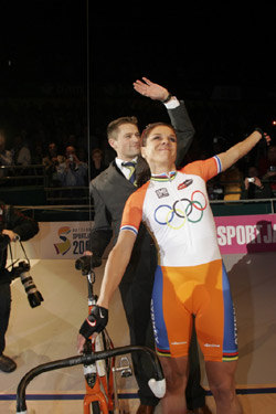 Zesdaagse Rotterdam<br />Afscheidsgala Leontien Zijlaard - Van Moorsel<br />zaterdag 8 januari 2004<br /><br />FOTO: COR VOS