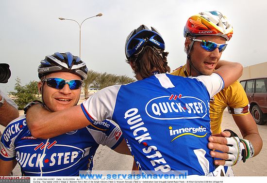 Cycling : Tour Qatar 2006 / Stage 2 BOONEN Tom ( Bel ) / DE JONGH Steven ( Ned ) / KNAVEN Servais ( Ned ) /  Celebration Joie VreugdeCamel Race Track - Al Khor Corniche (138 km )Etape Rit