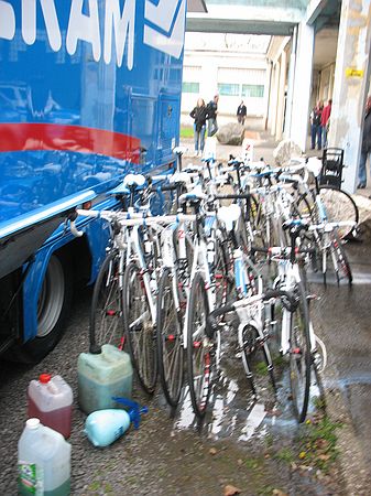 Parijs - Roubaix<br />Zondag 11 april 2010<br /><br />Foto: Evert de Moor